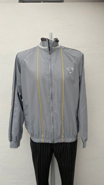 Chaqueta Deportiva Nike Color Gris