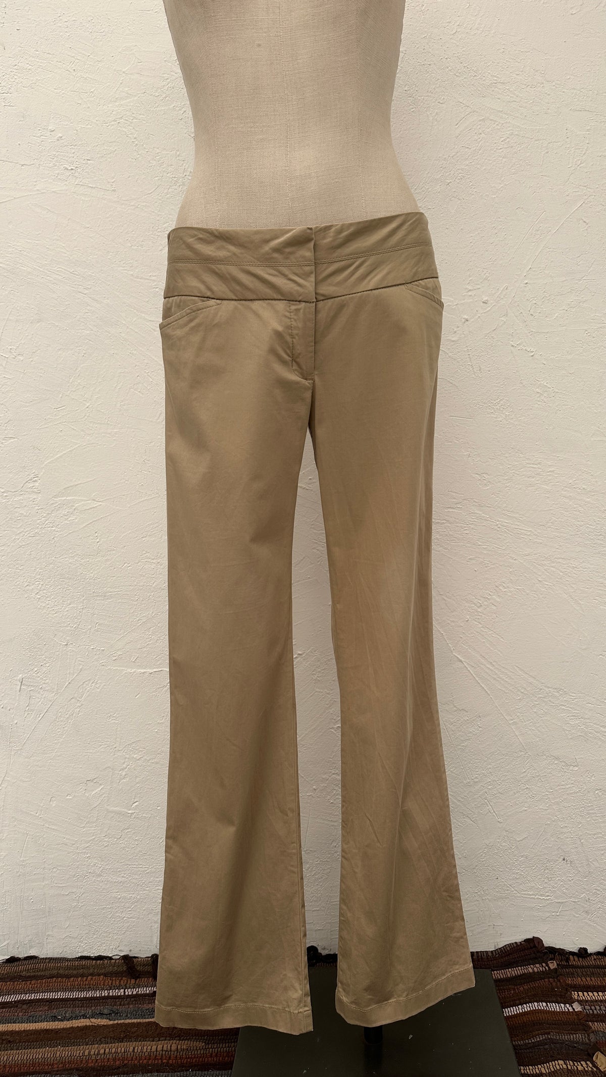 Pantalon Studio F Color Kaki