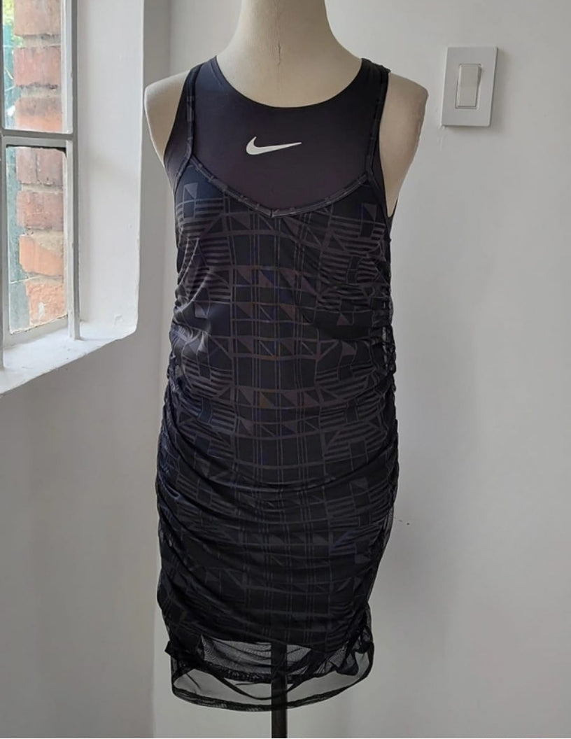 Vestido Nike Color Negro