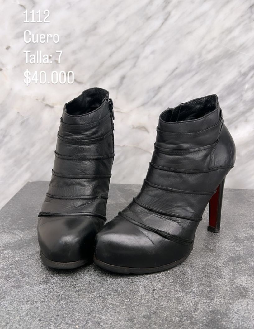 Botines Fargaltti Color Negro