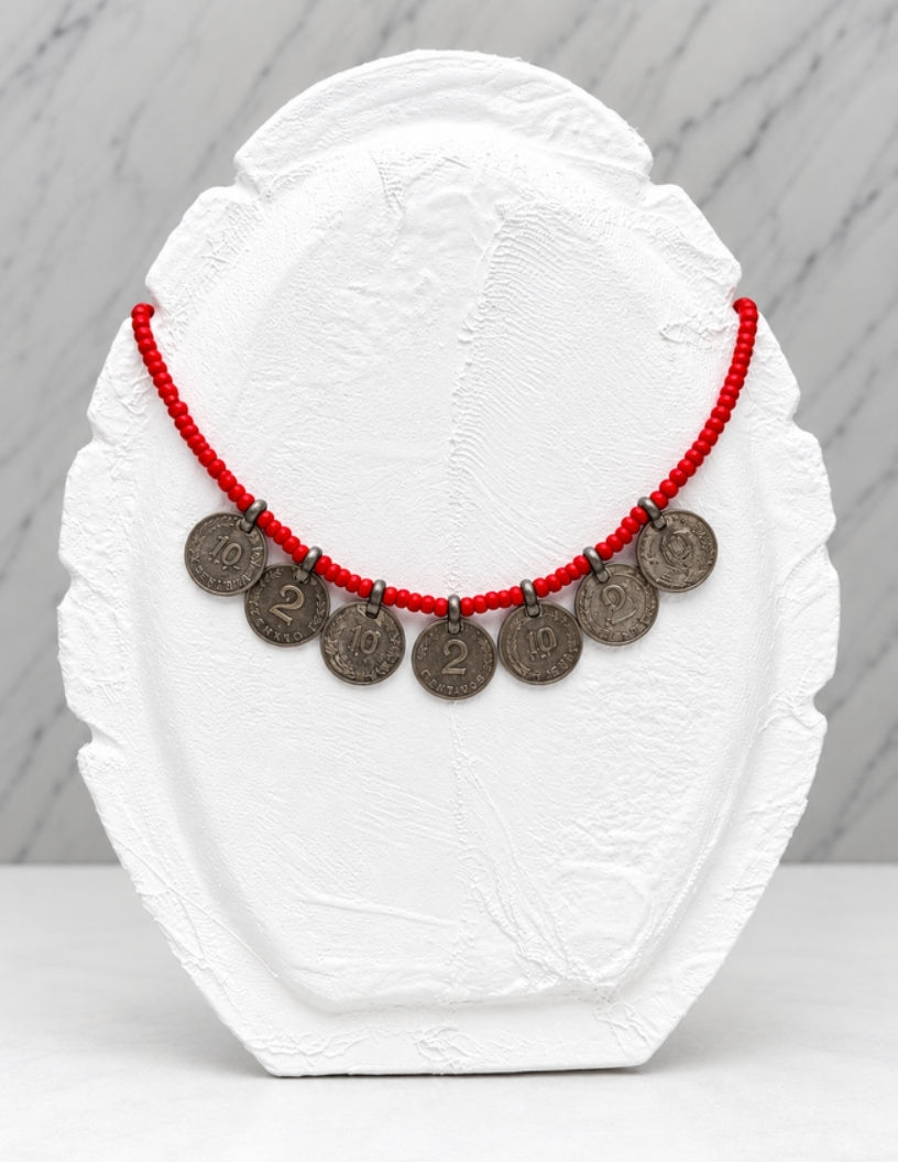 COLLAR AD