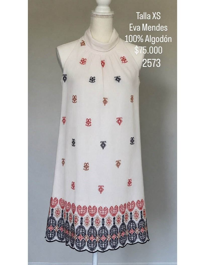 Vestido Eva Mendes Color Crema Bordado