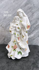 Escultura N/A Color Blanco Con Flores