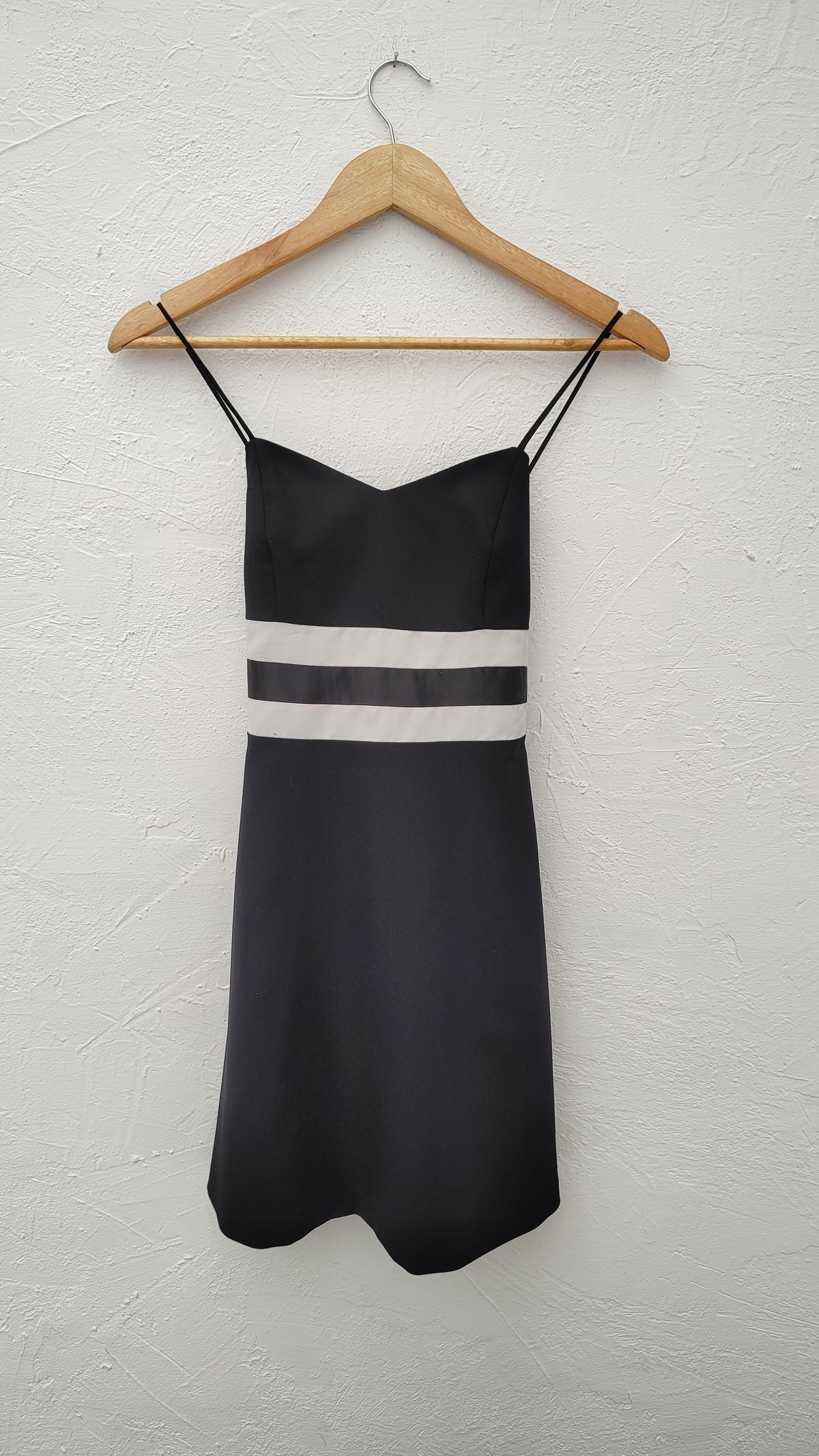 Vestido Corto Mujercita 2000 Color Negro Y Blanco