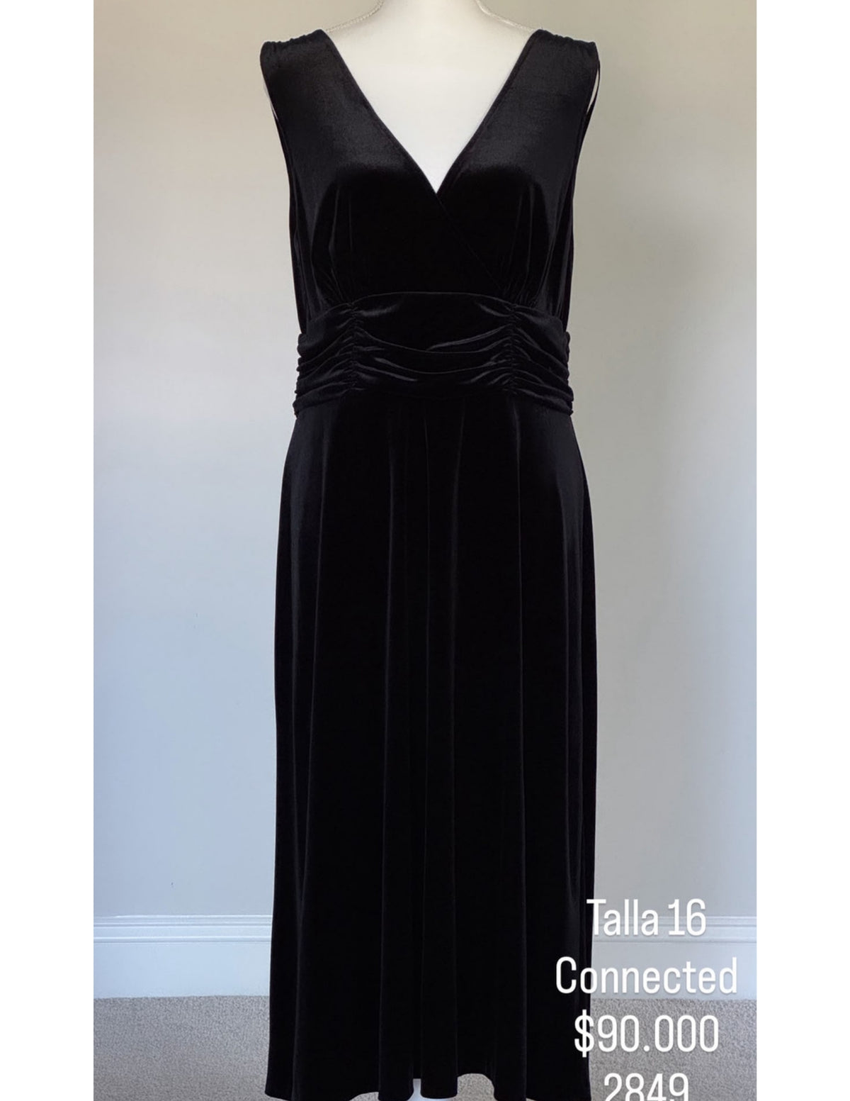Vestido Connected Color Negro