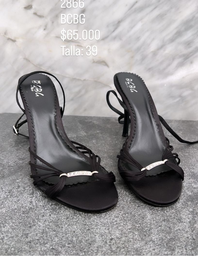 Sandalias Bcbg Paris Color Negro
