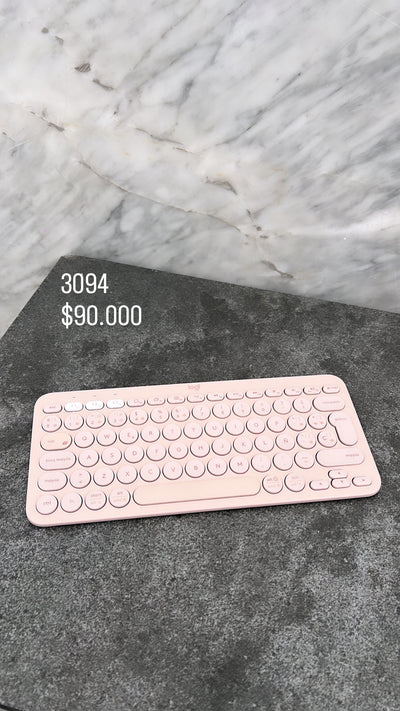 Teclado Logitech Color Rosado