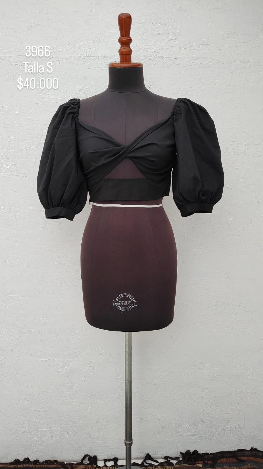 Crop Top Na Color Negro